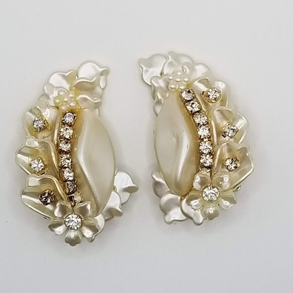 Vintage Shell Like and Rhinestone Ear Climber Clip-on Earrings - Picture 2 of 7
